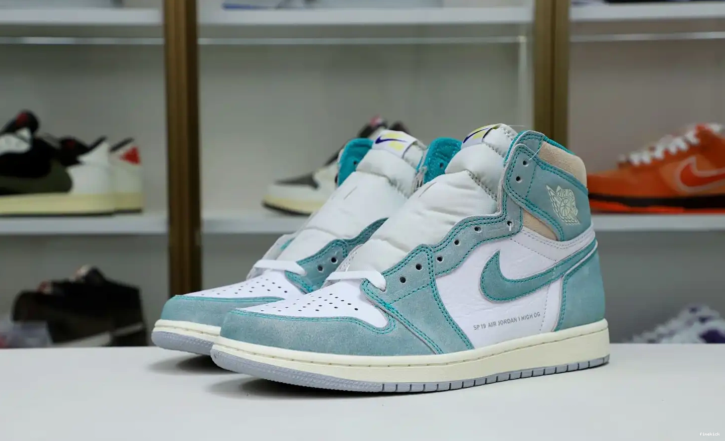 AIR OG 1 HIGH GREEN' 'TURBO JORDAN RETRO 0424